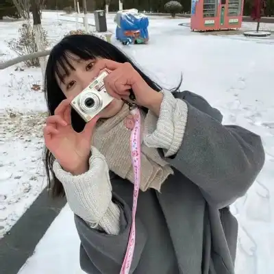 黄莉颖